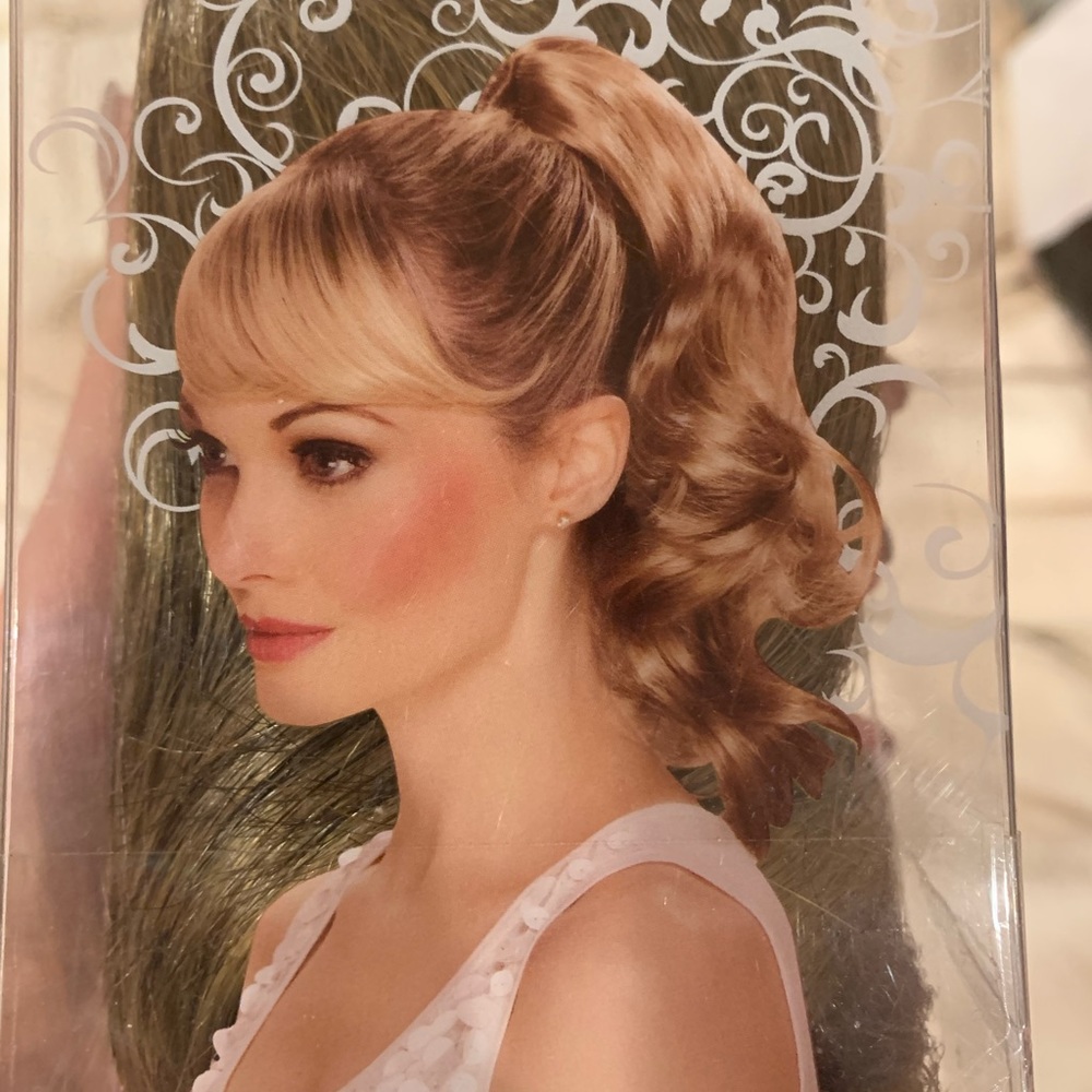 COPY - Express Locs Synthetic Hair Ponytail dark blonde